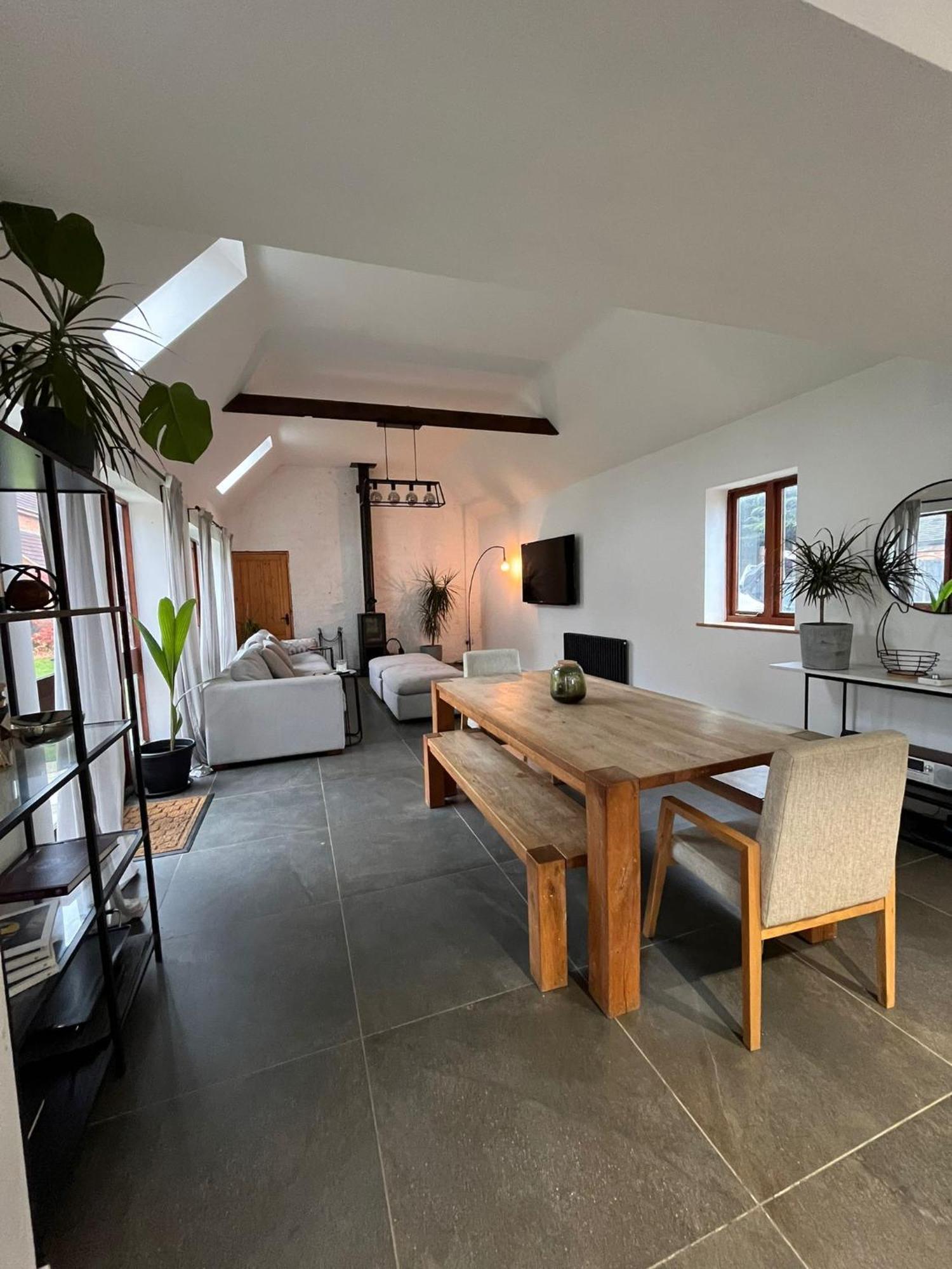 Appartement Oak Barn-ideal For Nec,hs2,bhx,family Gatherings *
