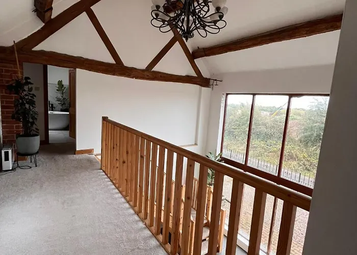 Oak Barn-Ideal For Nec,Hs2,Bhx,Family Gatherings