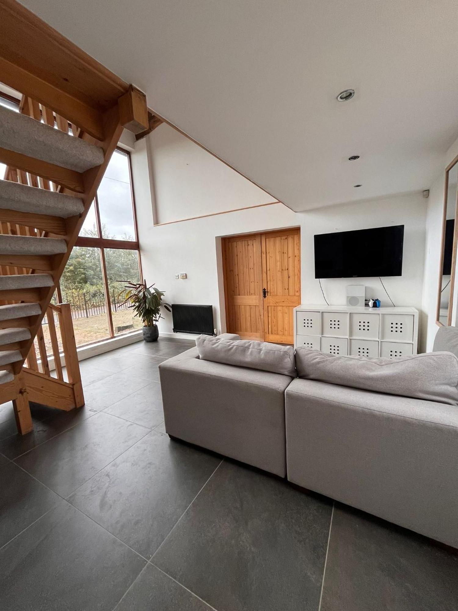 Apartamento Oak Barn-ideal For Nec,hs2,bhx,family Gatherings Birmingham