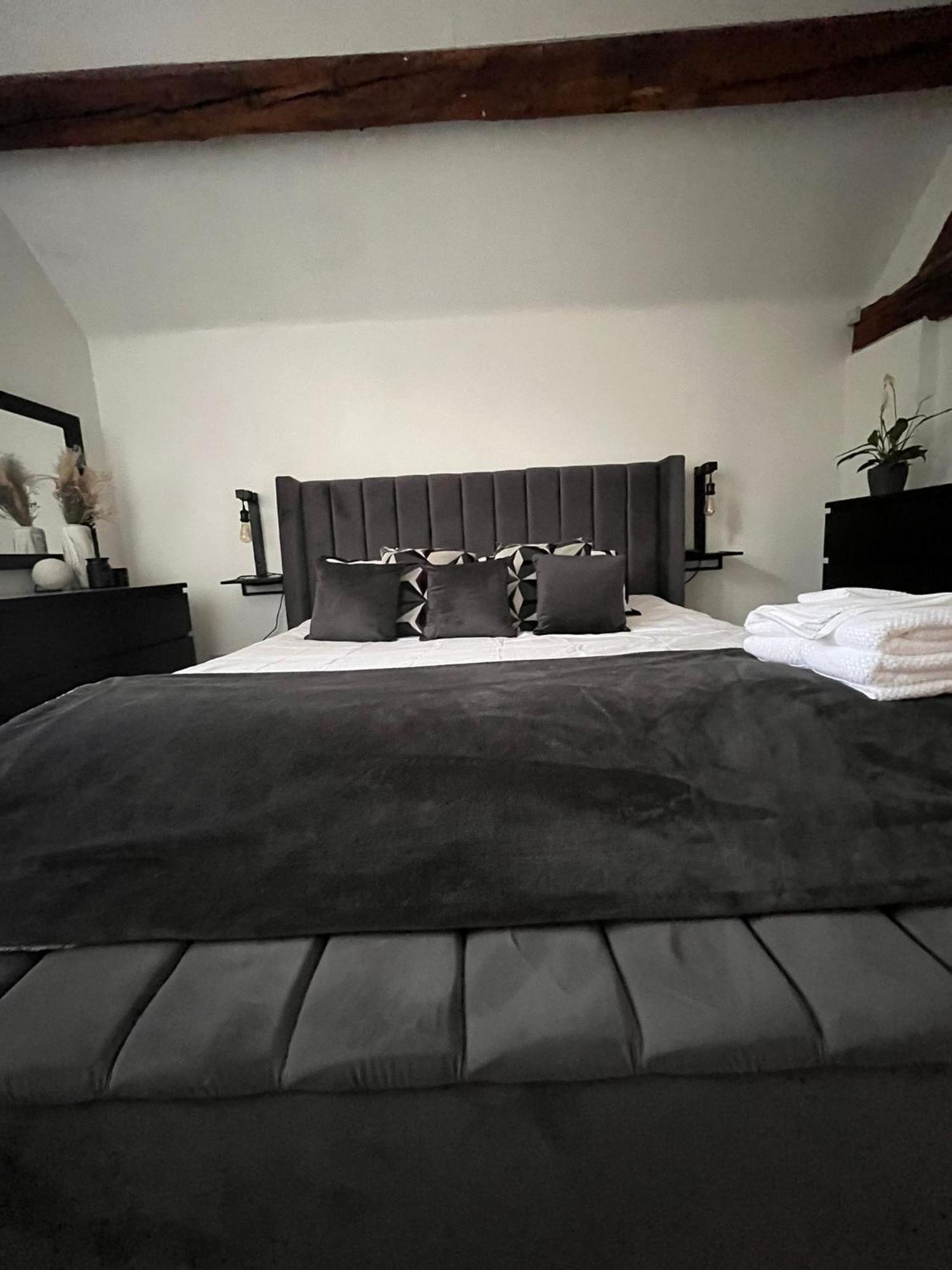 Oak Barn-ideal For Nec,hs2,bhx,family Gatherings Apartamento *
